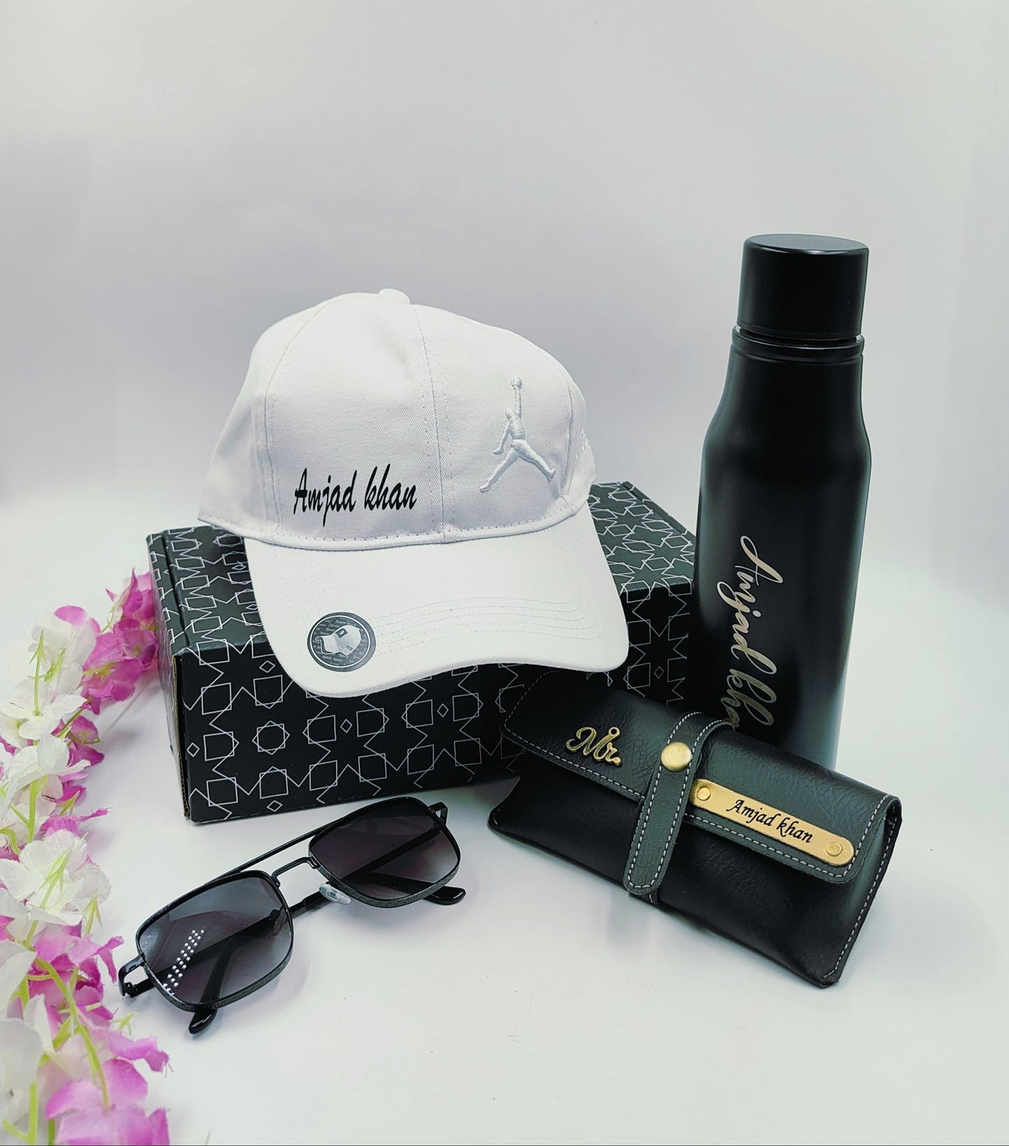 TIDBIT Style On-The-Go Hamper – 4 Personalized Items