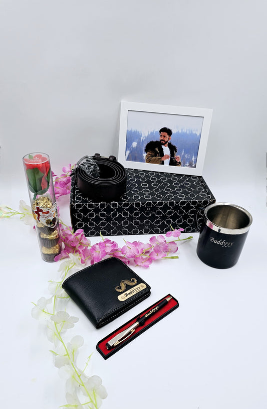 The Gentleman's Keepsake – 6-in-1 Customized Gift Hamper