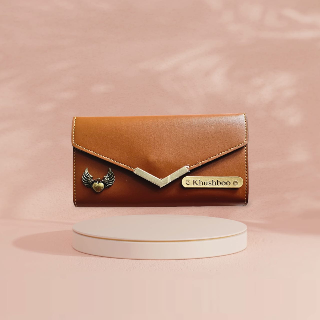 CUSTOMIZED THREE-FOLD CLUTCH FOR HER