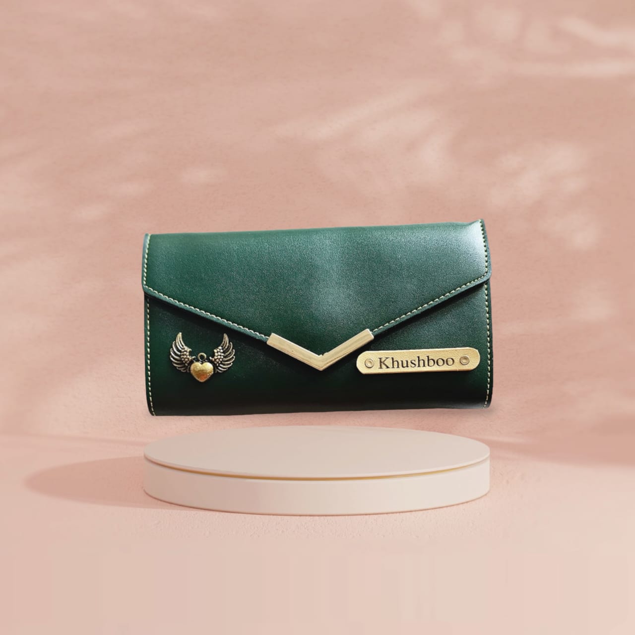 CUSTOMIZED THREE-FOLD CLUTCH FOR HER
