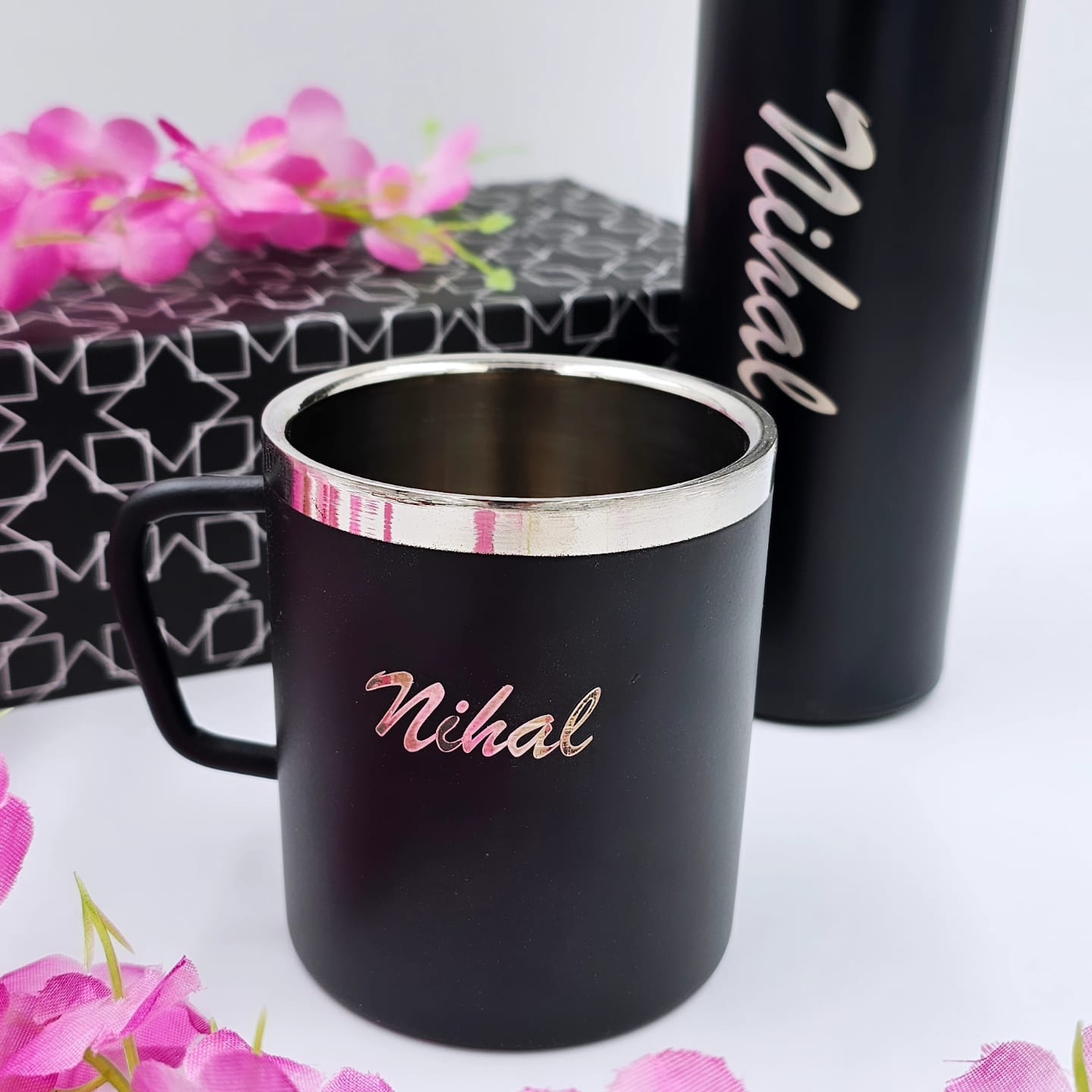 BOTTLE & MUG